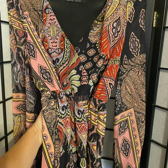 BEAUTIFUL SHEIN DRESS LIKE NEW NO TAGS - Picture 6 of 7